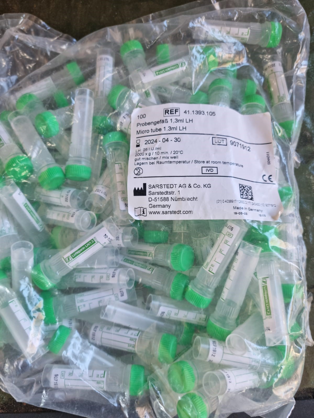 מבחנות ל.הפרין 1.3 בצבע ירוק (100 יח')